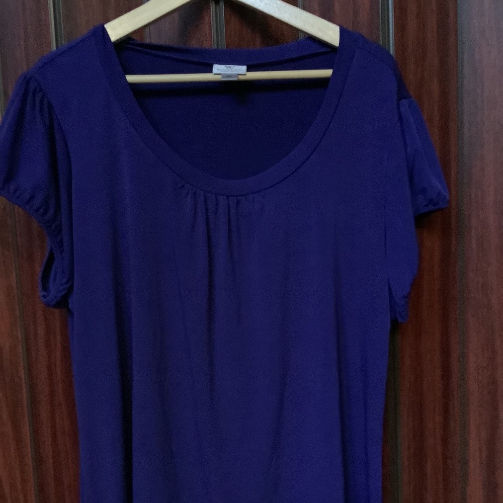 T-shirt top